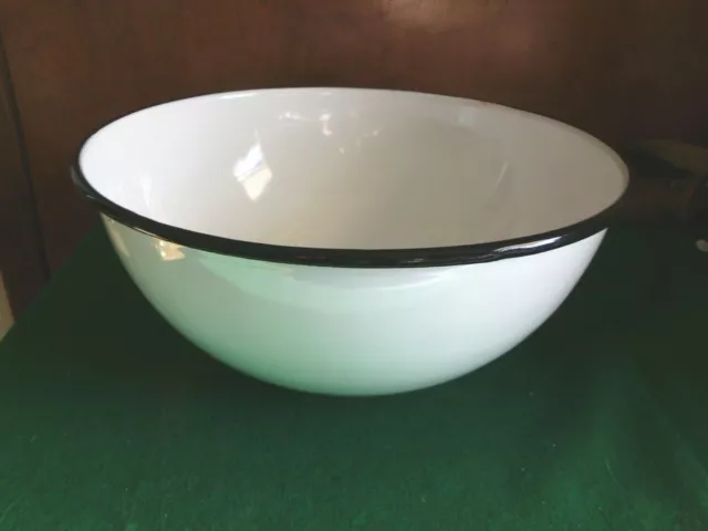 Vintage Enamelware  Graniteware Bowl 11 1/2" White and Black Excellent Condition