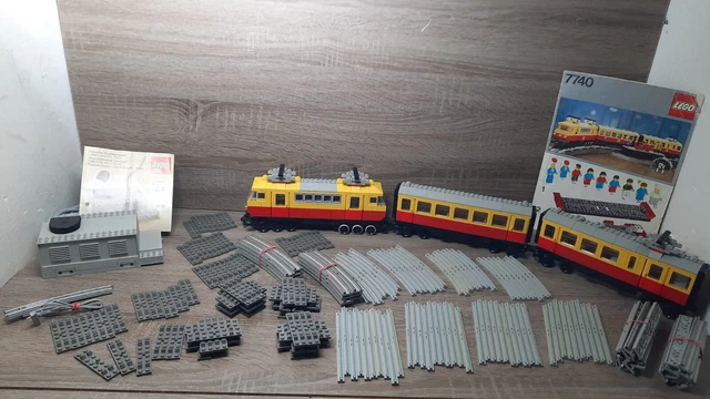 LEGO 7740 EISENBAHN 12V Train OBA 7864 Trafo Schienen 7850 7855 7720 