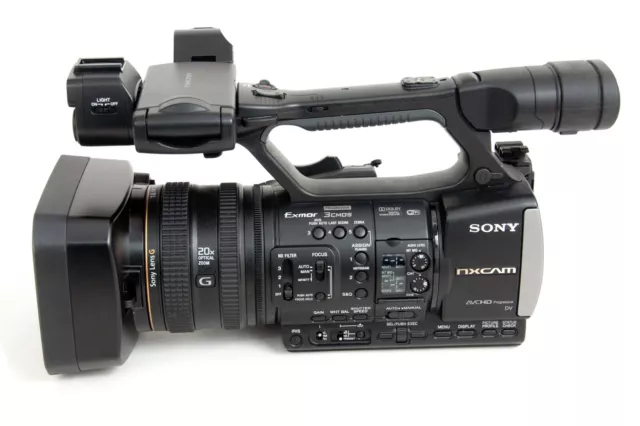 Sony HXR-NX3 AVCHD NXCAM  3cmos Professional Camcorder, Excellent Condition!