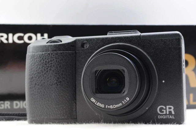 RICOH Digital Camera GR DIGITAL III GRDIGITAL3 Working