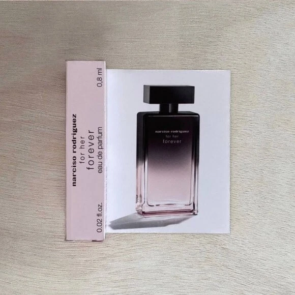 Narciso rodriguez 2025 for her box