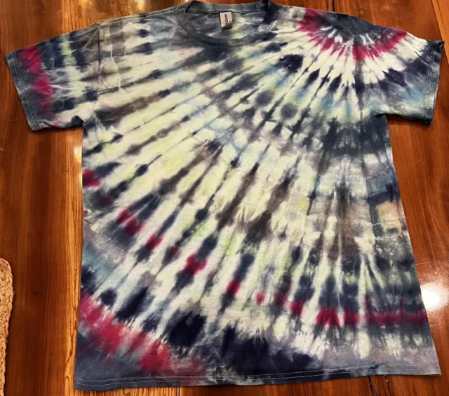 Custom Tie Dye Gildan Medium Short Sleeve Shirt