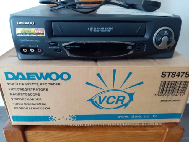 COMBINE DAEWOO DX-9840S LECTEUR DVD MAGNETOSCOPE ENREGISTREUR VHS CASSETTE  6 TETES HIFI STEREO NEUF - Cdiscount TV Son Photo
