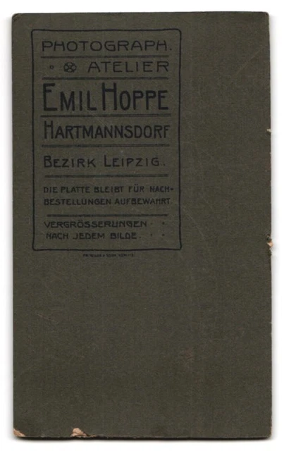 Fotografie Emil Hoppe, Hartmannsdorf, Portrait bürgerliche Dame in Spitzenbluse 2