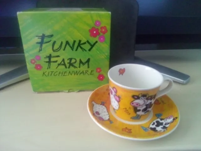 Dunoon Funky Farm Breakfast Cup and Saucer - Yellow - UNUSED BOXED