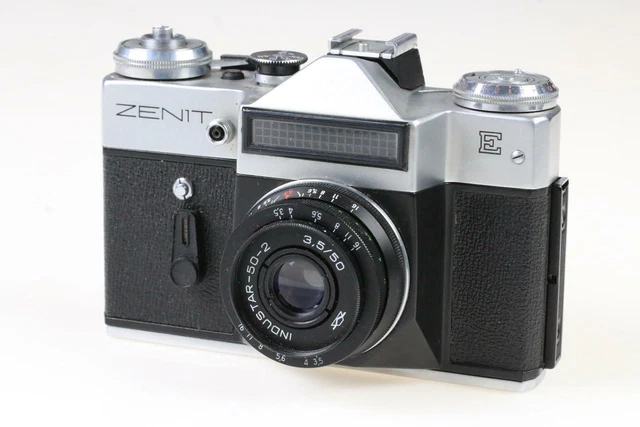 KMZ Zenit - E mit 50mm f/3,5 - SNr: 80231520
