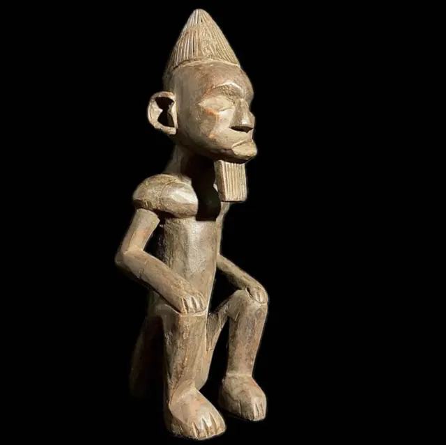 Statue sculptée africaine figurine tribale en bois Figurine tribale...