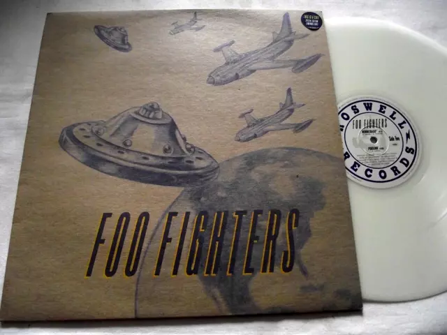 Foo Fighters ~ This Is A Call ** 1995 Uk Roswell 12" Luminous Vinyl.
