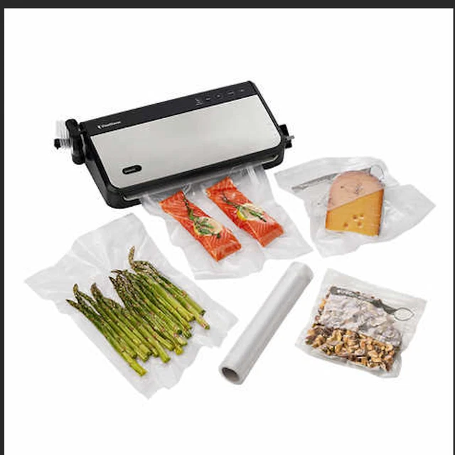 FOODSAVER VACUUM SEALING System with Handheld Sealer Attachment FM2900