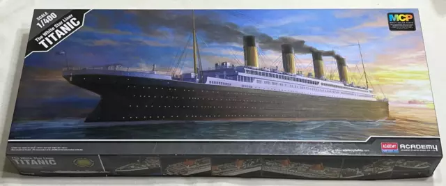 ACADEMY TITANIC: The White Star Liner 1:400 große lange Box Modellbausatz - Neu