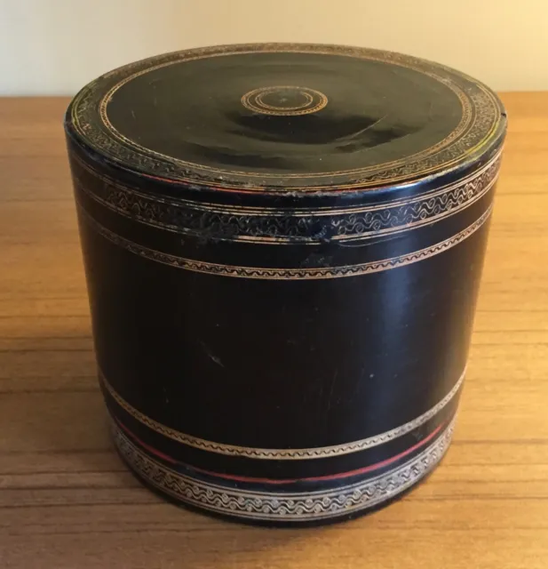 Antique Burmese Black & Red Lacquer Round Betel Box 2