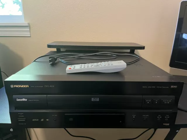 Pioneer DVL-909 DVD Laserdisc LD/CD Player Laser Disc - With Remote Tested CD/LD