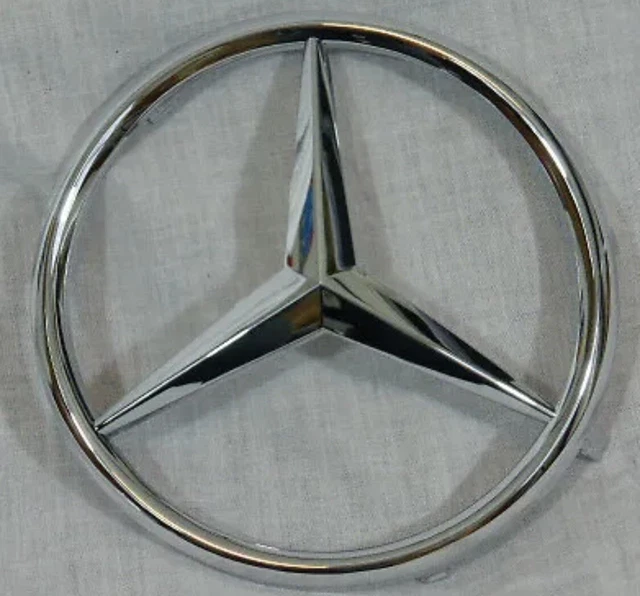 MERCEDES BENZ OEM Grille Emblem Star Badge R230 SL Class 20032008