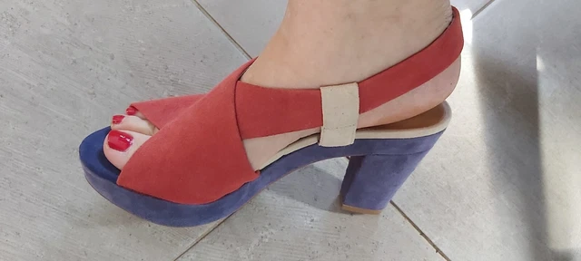FABULOUS CLARKS SOFTWEAR Red Blue Block Heel Sandals 5.5 12.00 PicClick UK