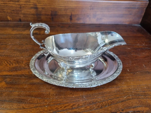Vintage Sheffield Silver Plate on Copper Half Pint Capacity Gravy Boat On Stand
