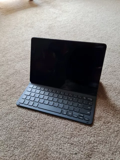 Samsung Galaxy Tab S8 SM-X700 128GB, Wi-Fi + genuine keyboard/case
