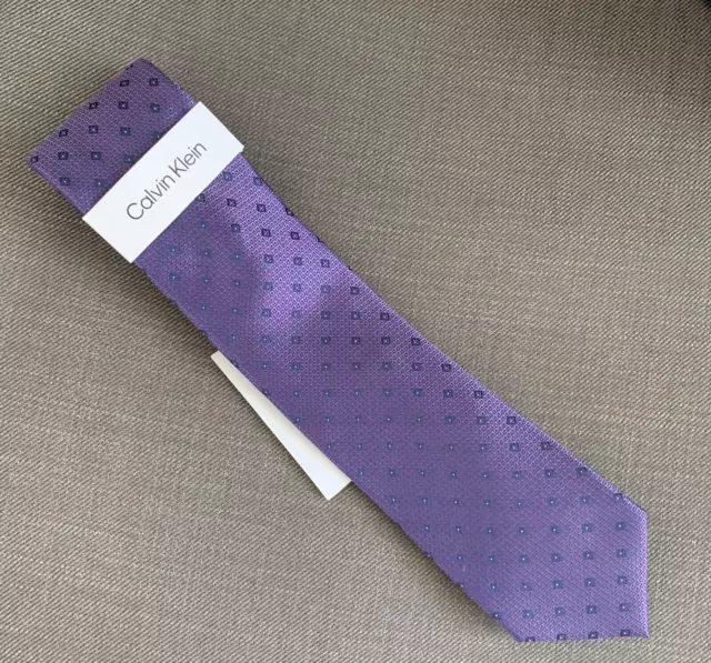 Calvin Klein Men's Neck Tie Purple Diamond Geo Silk Blend MSRP $69.50