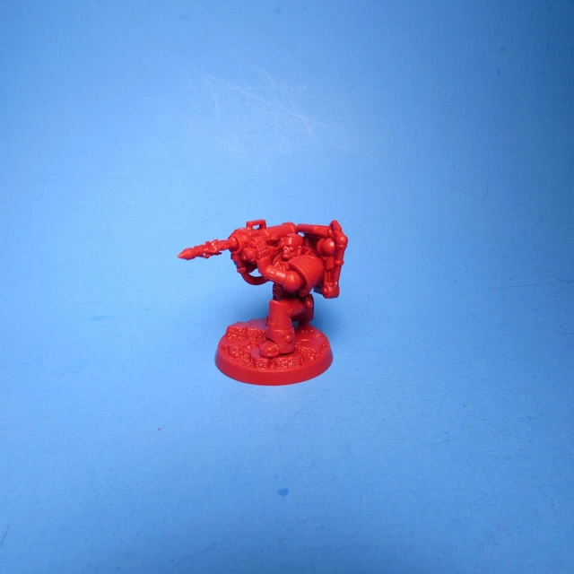 Warhammer 40K Space Marine Heroes - Brother Remus Lanciamissili Ultramarines Serie 1 - Foto 4