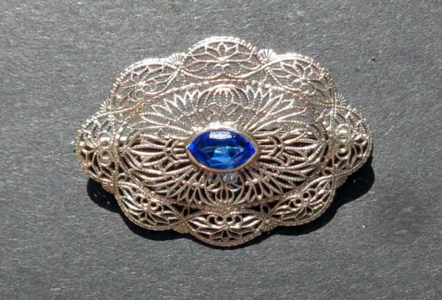 Reticulated EDWARDIAN 10k WHITE GOLD pin BROOCH 1901-1910 SAPPHIRE?