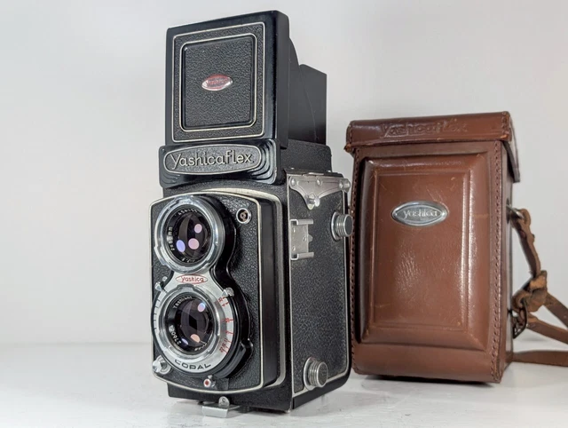 YASHICA YASHICAFLEX MODEL A 6x6 TLR Film Camera 80mm F3.5 From JAPAN