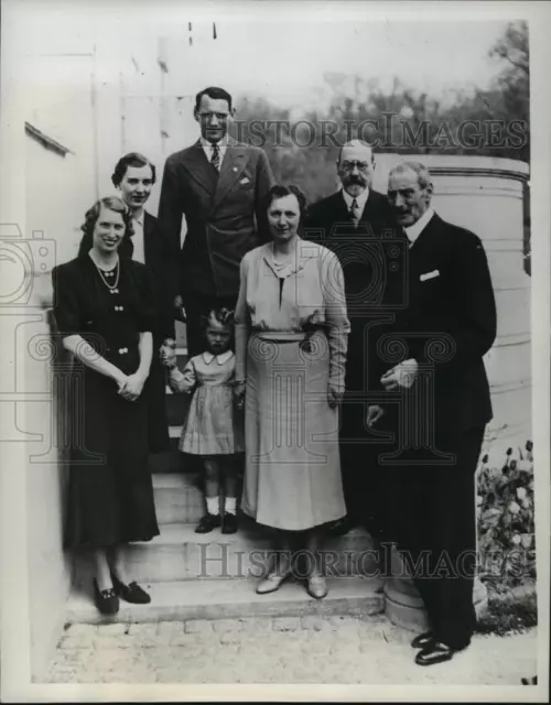 1938 Press Photo King Christian and Queen Alexandrine of Denmark with Family
