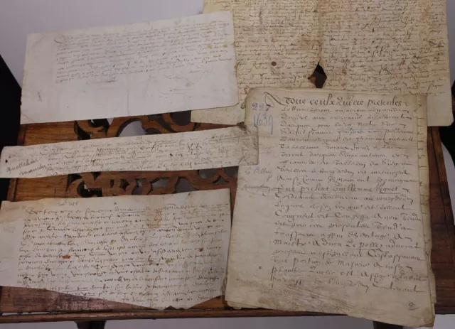 5 Französische Pergament-Urkunden 1527-1639