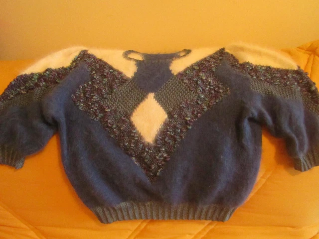 PULL VINTAGE MODELE ANNY BLATT COTON, MOHAIR ET ANGORA BON ETAT- bleu