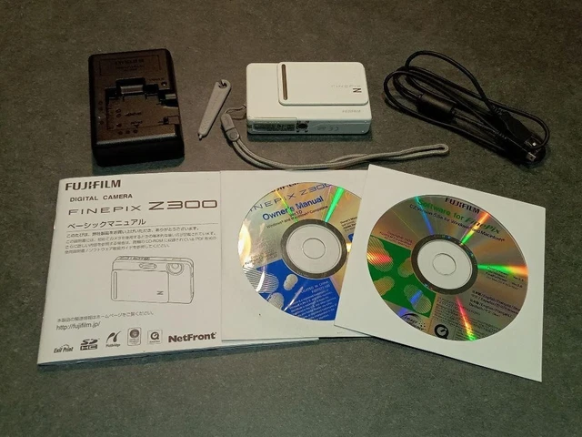 Fujifilm FinePix Z300 ホワイト Fujifilm FinePix Z300: Digital Photography Review