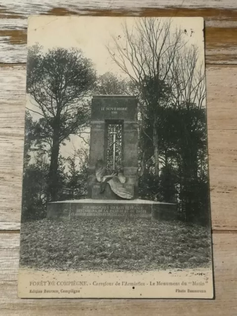 CPA 60 FÔRET DE COMPIEGNE - Carrefour de l'Armistice - Le Monument du "Matin"