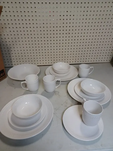 Gibson Set Of 15 Dinnerware Plates / Saucers / Cups / Bowls WHITE VINTAGE NICE $