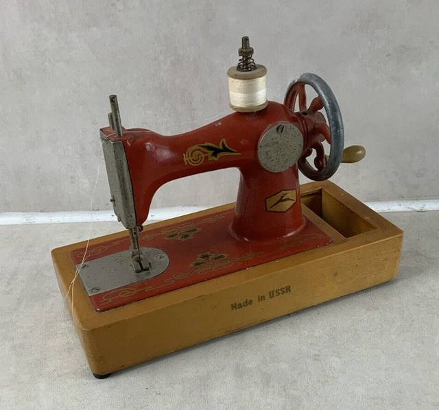 MACHINE A COUDRE JOUET ANCIENNE .Margare EUR 20,00 - PicClick FR