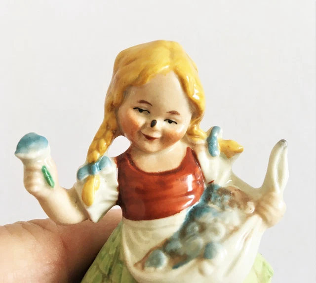 PAIRE DE SUJETS ENFANT en BISCUIT POLYCHROME GERMANY ALLEMAGNE - signé 3