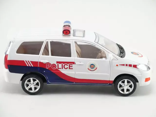 Centy Toys Modèle De Police Poursuite Innova Enfant Jeux Jouet Cadeau Couleur ( 3