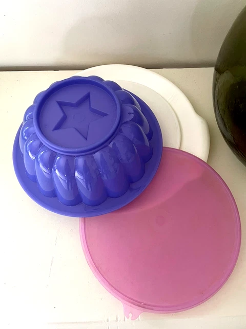 Moule à Charlotte Couronne Tupperware 16 Cm – Avec Couvercle Et Fond, Orange