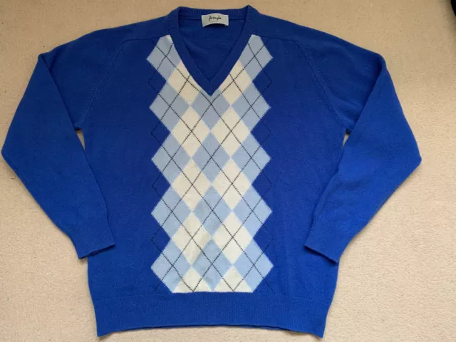 Men’s Pringle of Scotland Blue Argyle Lambswool V-Neck Jumper Size L