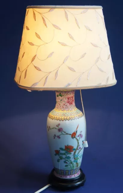 China Asien Lampe Vase Tischlampe Porzellanlampe Porzellanvase antik