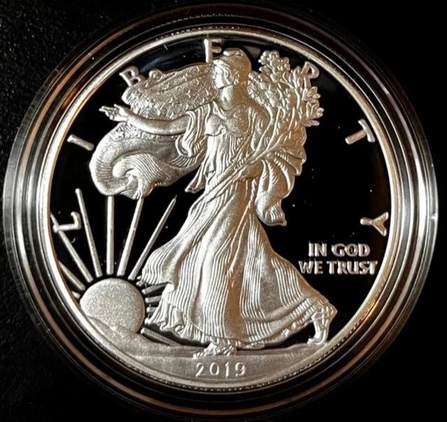 ** 2019-S American Eagle One Ounce Silver Proof Dollar. Original Box/Coa ** ** 2019-S American Eagle One Ounce Silver Proof Dollar. Original Box/Coa **