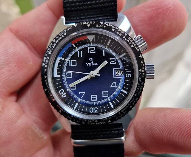 Free Shipping] Watch Watch montre yema mecanique des annees 1990