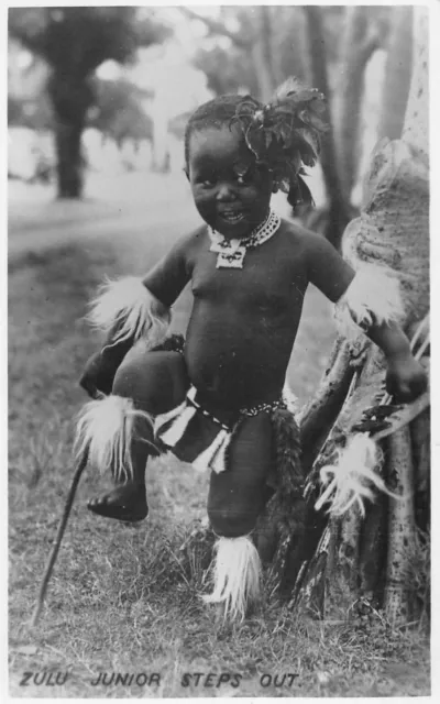 Cpa Afrique Du Sud Carte Photo / Zoulou / Zulu Junior Steps Out / Cpa Ethnique