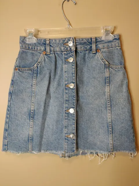 Topshop Moto women's 4 denim skirt button up front pockets cut-off bottom