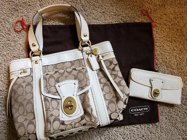 Coach Legacy 10640 Kisslock Wallet Set Bone Vintage Excellent