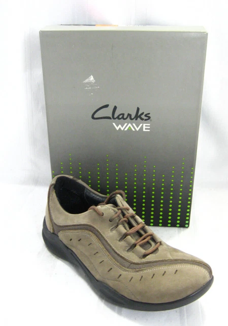 Womens Clarks Wave Wheel  Olive Nubuck Suede Leather Sz 6.5 M   86510