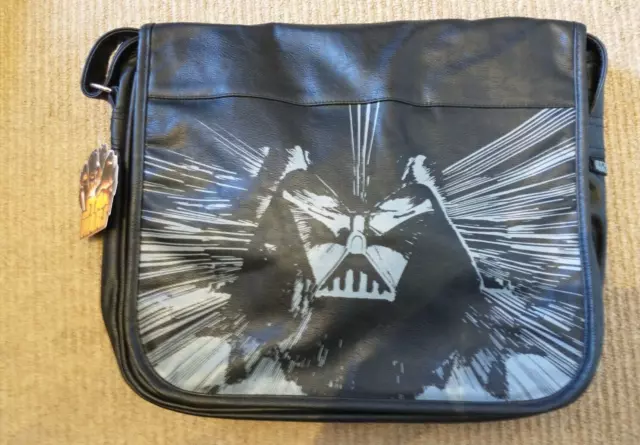 Star Wars: Darth Vader Shoulder Bag (Black)