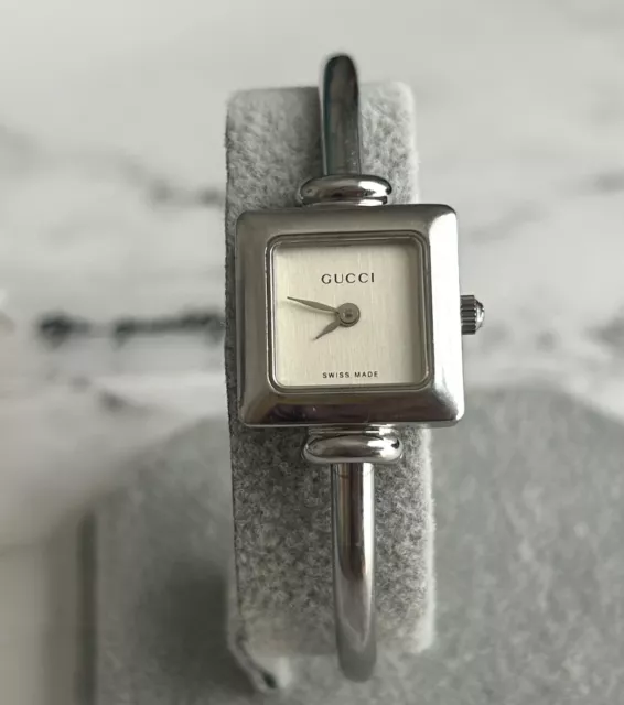 VINTAGE GUCCI 1900L Gold Plated Ladies Watch 115.00 PicClick UK