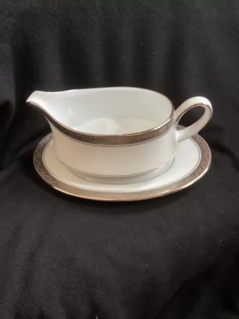 Noritake fine China platinum Crestwood gravy boat with underplate new wsticker