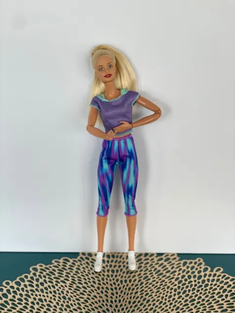 90's Blonde Ponytail Head on Barbie Made To Move Hybrid Doll