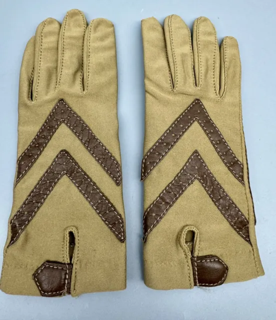Vintage Isotoner Driving Gloves Beautiful For Hands By Aris ONE SIZE Tan/Brown