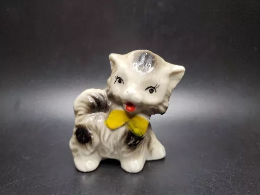 Vintage Ceramic Kitsch Cat Kitten Figurine Made In Japan