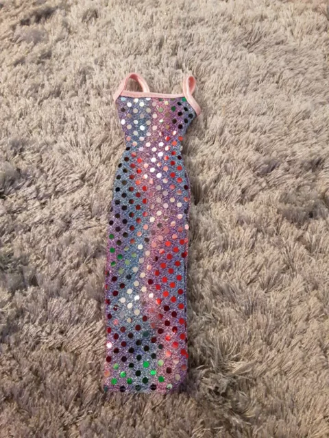 Vêtement Barbie.