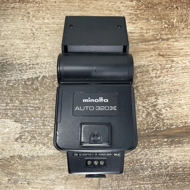 Minolta Auto 320X Electroflash from Japan